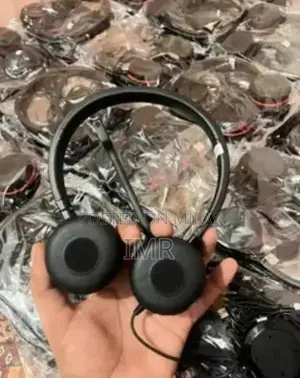 Professional Call Center Headset with Communication Features