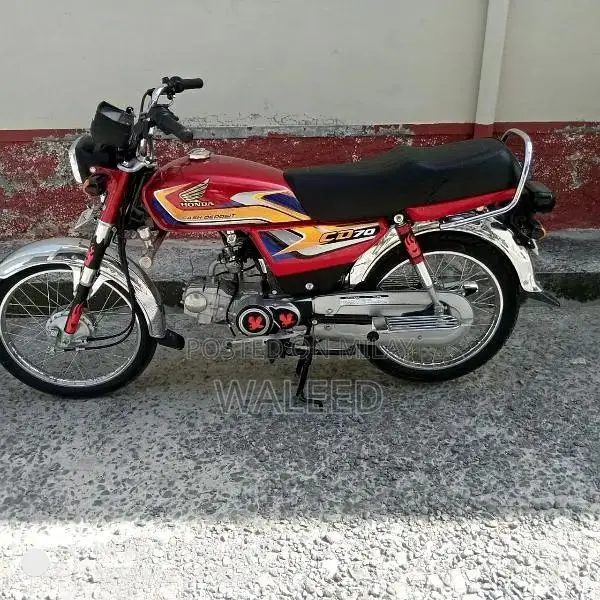 Honda CD70 2025 Motorcycle - Pristine Condition