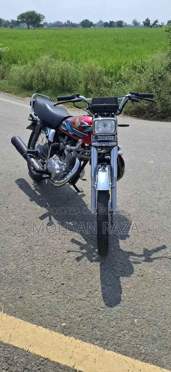 Honda 125cc Red Motorcycle