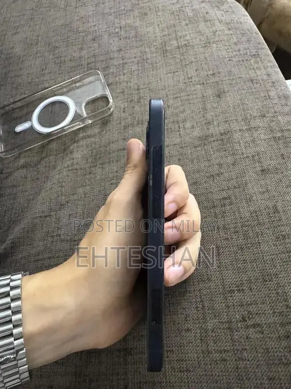 Apple iPhone 13 Midnight Blue 128GB Non-PTA Smartphone