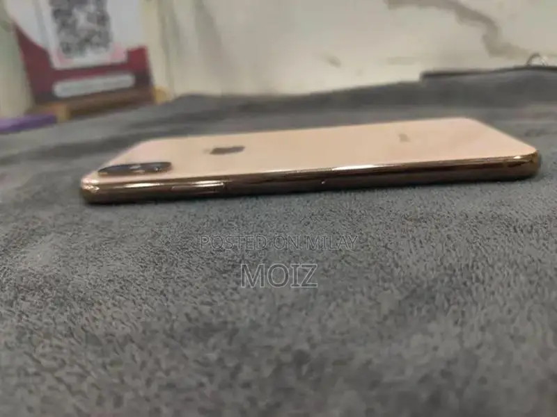 Premium Apple Smartphone with Dual SIM and Large Storage