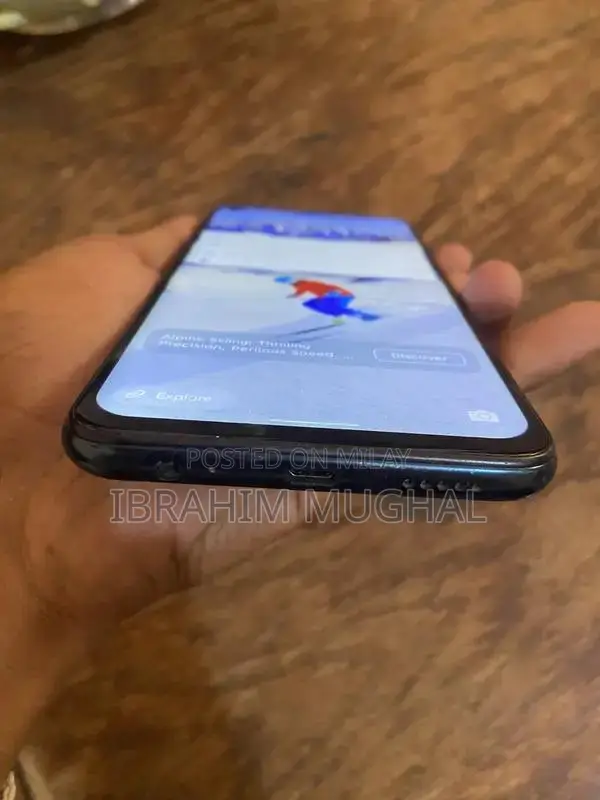 High-Performance Smartphone with Large Memory and Biometric Security