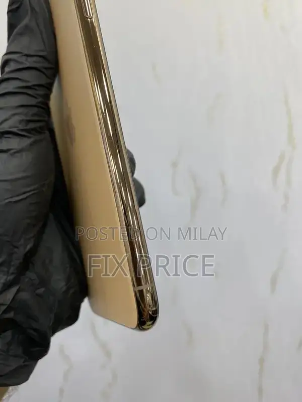 Premium Apple Smartphone 512GB Storage Full Condition