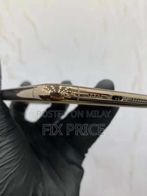 Premium Apple Smartphone 512GB Storage Full Condition