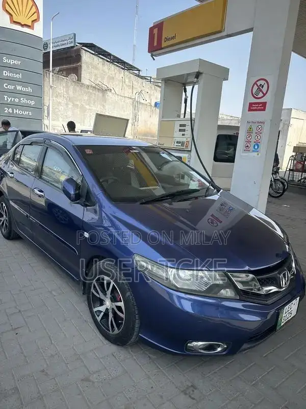 Honda City Sedan 2011 - Excellent Condition Low Mileage