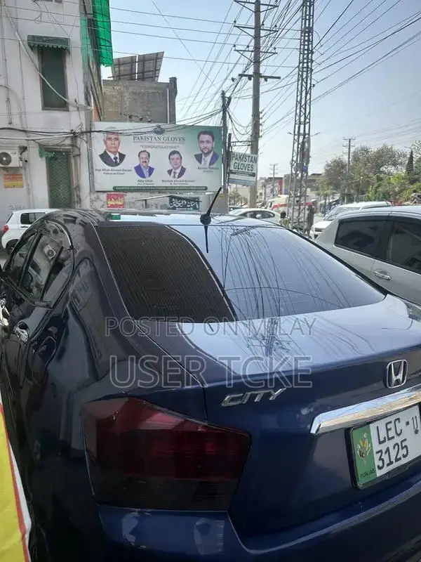 Honda City Sedan 2011 - Excellent Condition Low Mileage