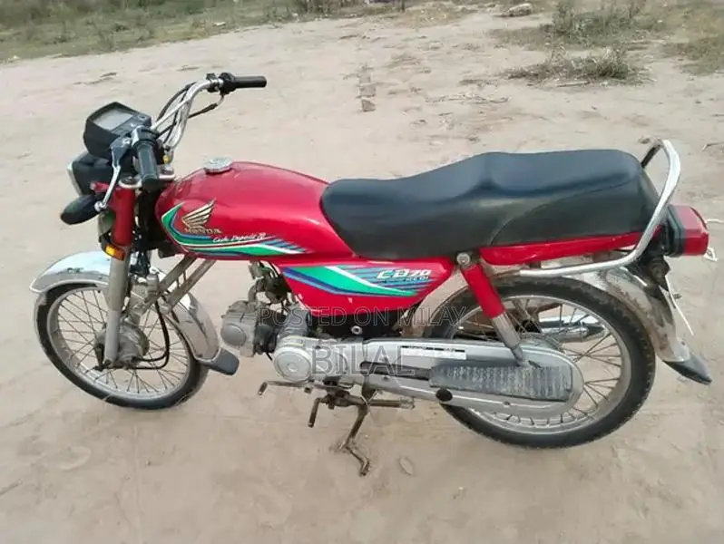 Honda CD 70 Motorcycle - Classic Commuter Bike
