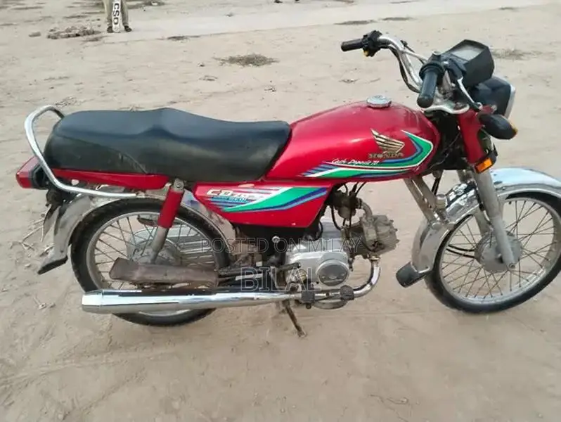 Honda CD 70 Motorcycle - Classic Commuter Bike