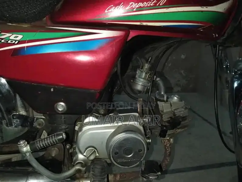 Honda 70 Motorcycle - Classic Compact Bike