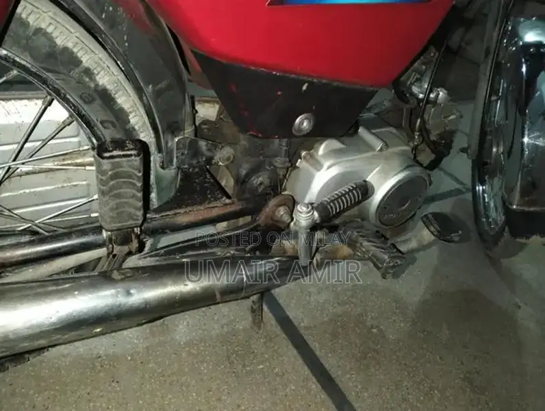 Honda 70 Motorcycle - Classic Compact Bike