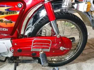 Yamaha 100cc Motorcycle - Compact Single Cylinder Bike