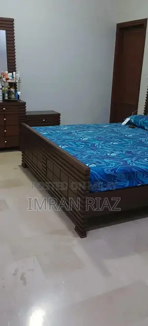King Size Bed and Matching Dresser Set