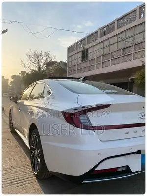 2022 Hyundai Sonata Mid-Size Sedan with Modern Design