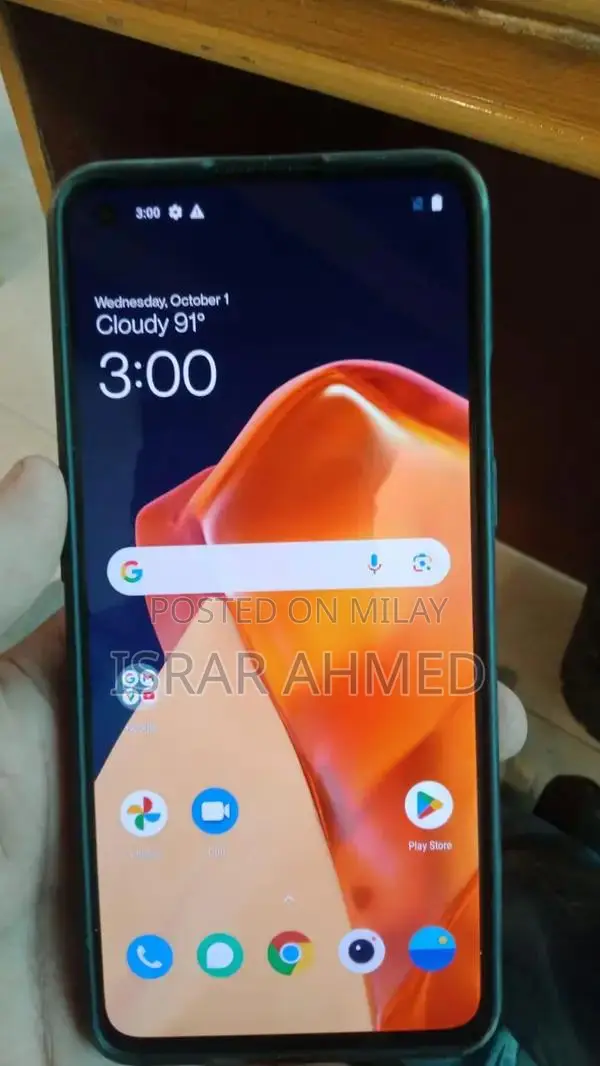 5G Smartphone with Dual SIM and 128GB Storage