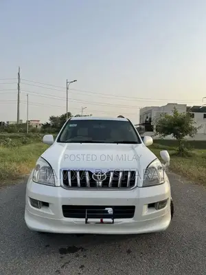 Photo - Toyota Land Cruiser Prado TZG 4x4 SUV - Korean Embassy Auction Vehicle