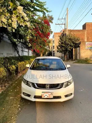 Photo - Honda Civic Rebirth - Low Mileage Sedan