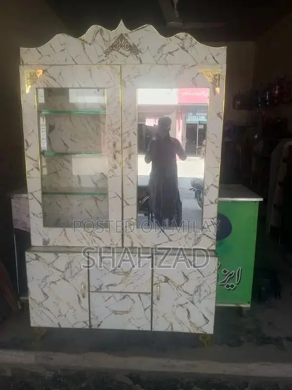 Modern Wooden Dressing Table with Sleek Design