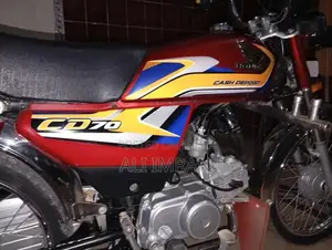 Photo - Honda CD 70 Motorcycle - Near Mint Condition