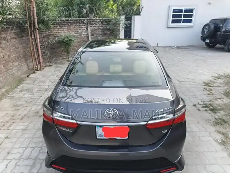 Toyota Car - Home Used Vehicle in New Condition