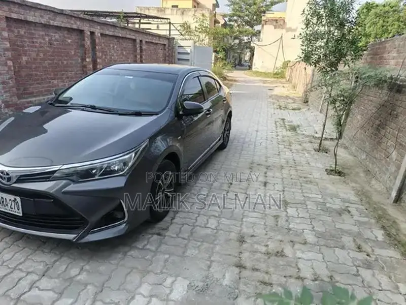 Toyota Car - Home Used Vehicle in New Condition