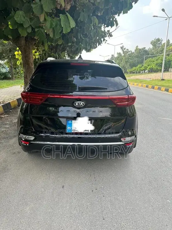 Kia Sportage - Low Mileage, Pristine Condition SUV