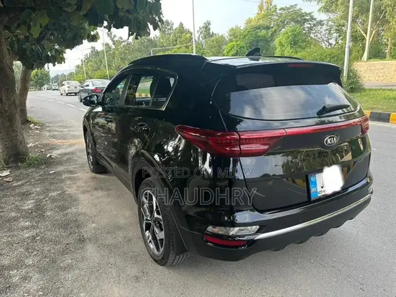 Kia Sportage - Low Mileage, Pristine Condition SUV