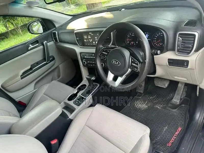 Kia Sportage - Low Mileage, Pristine Condition SUV