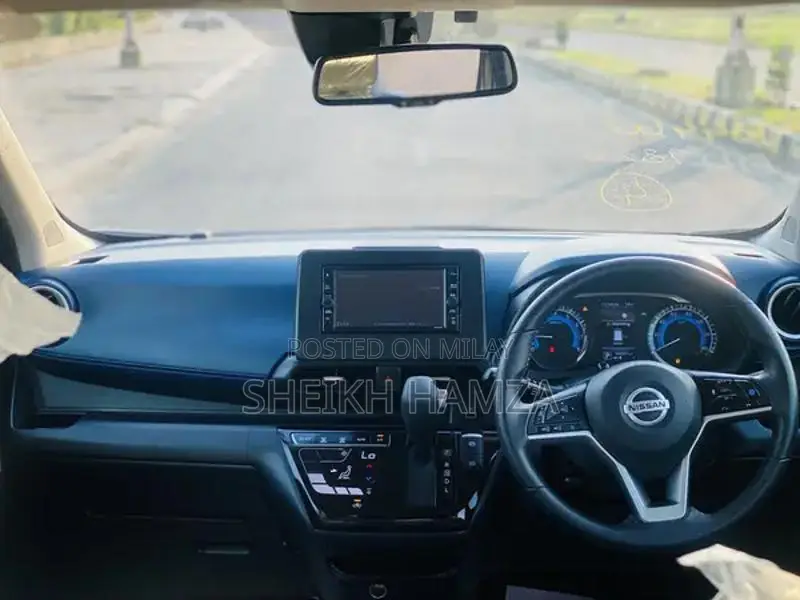 Nissan Dayz Highway Star S Hybrid Compact Crossover