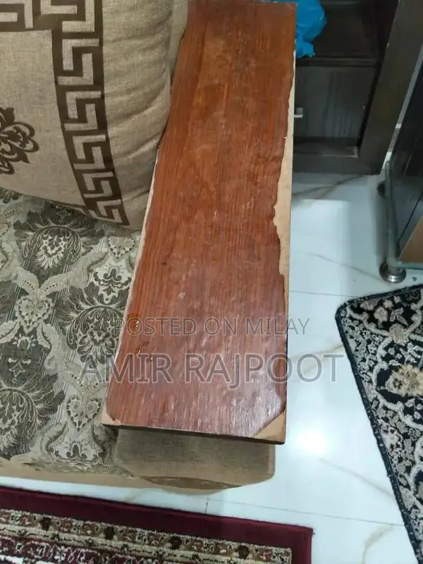 Spacious L-Shaped Sofa - Family-Friendly 8-Seat Living Room Furniture