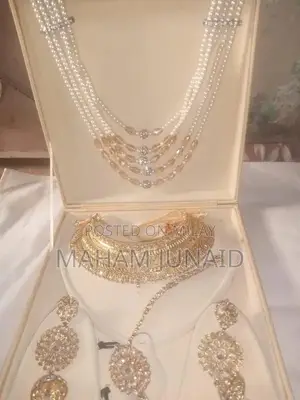 Traditional Indian Ethnic Jewelry Set - Vintage Design