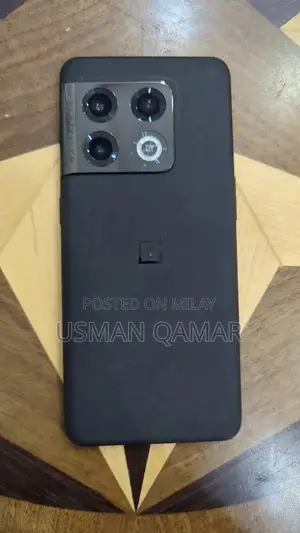 Powerful Smartphone with Advanced Gaming Features