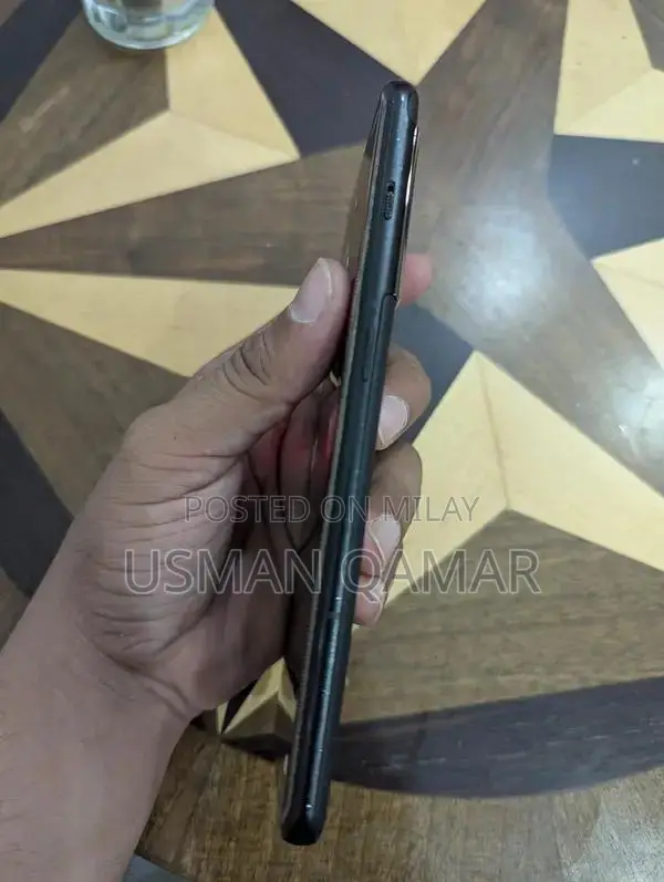 Powerful Smartphone with Advanced Gaming Features