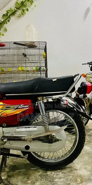Honda CG 125 Motorcycle - 2016 Model with 2021 Modifications