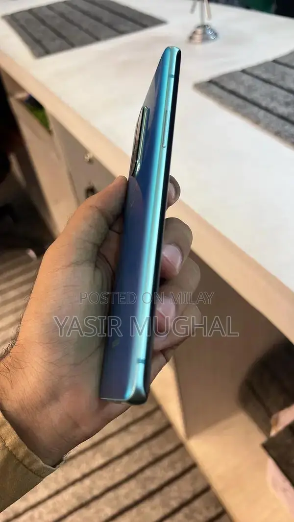 OnePlus 8 Pro Smartphone - 8GB RAM 128GB Storage