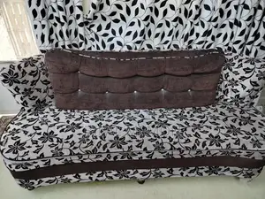 Photo - Mint Condition 5 Seater Sofa - Perfect for Living Room