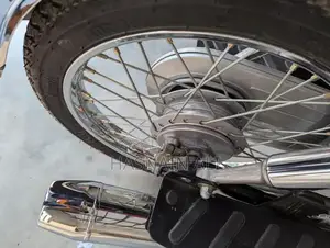 Honda CD 70 Motorcycle - Classic 25 Model Commuter Bike