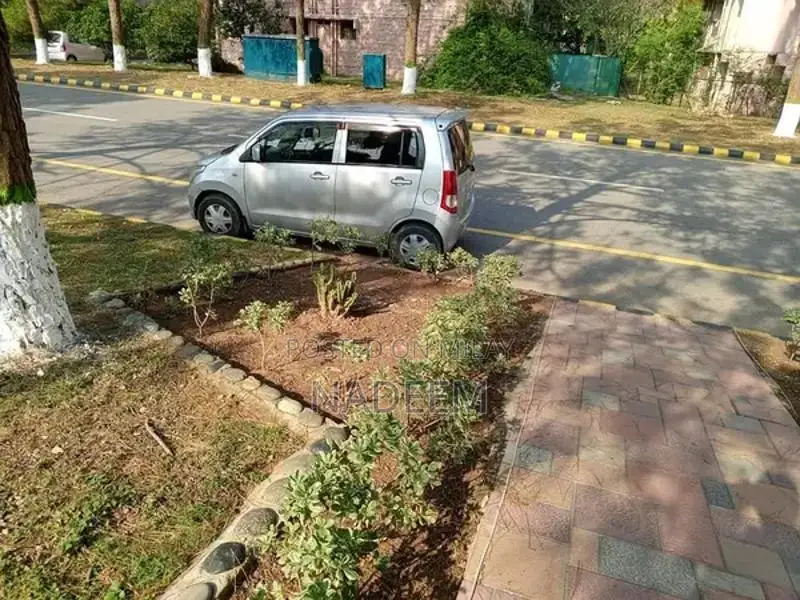 Suzuki Wagon R City Hatchback - Reliable Urban Compact Car