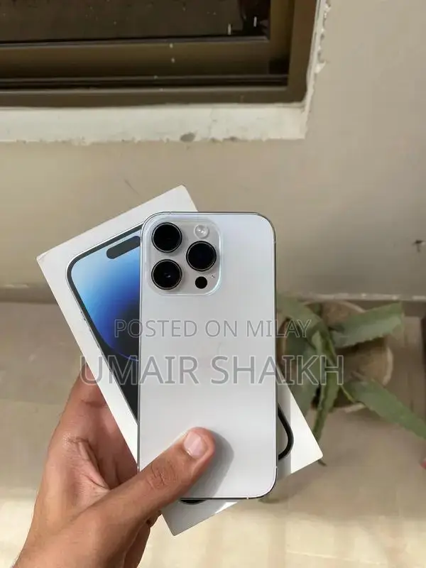 Apple iPhone 14 Pro 128GB Silver Smartphone