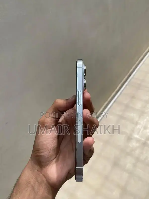 Apple iPhone 14 Pro 128GB Silver Smartphone