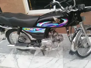 Honda CD70 Motorcycle - Black Commuter Bike