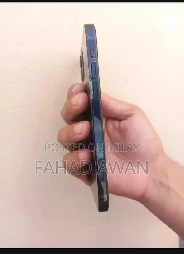 Apple Smartphone with High Battery Performance