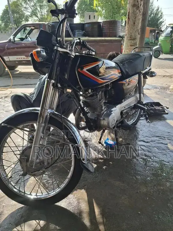 2018 Honda SG125 Motorcycle - Well-Maintained Condition