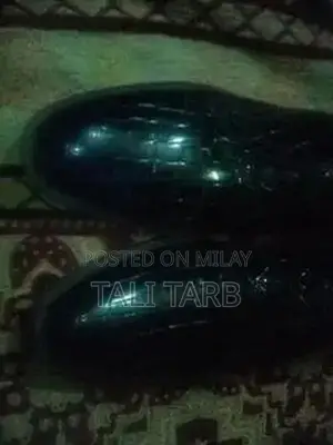 Men's Classic Brown Leather Dress Shoes - Comfortable Size 9 Formal Fo