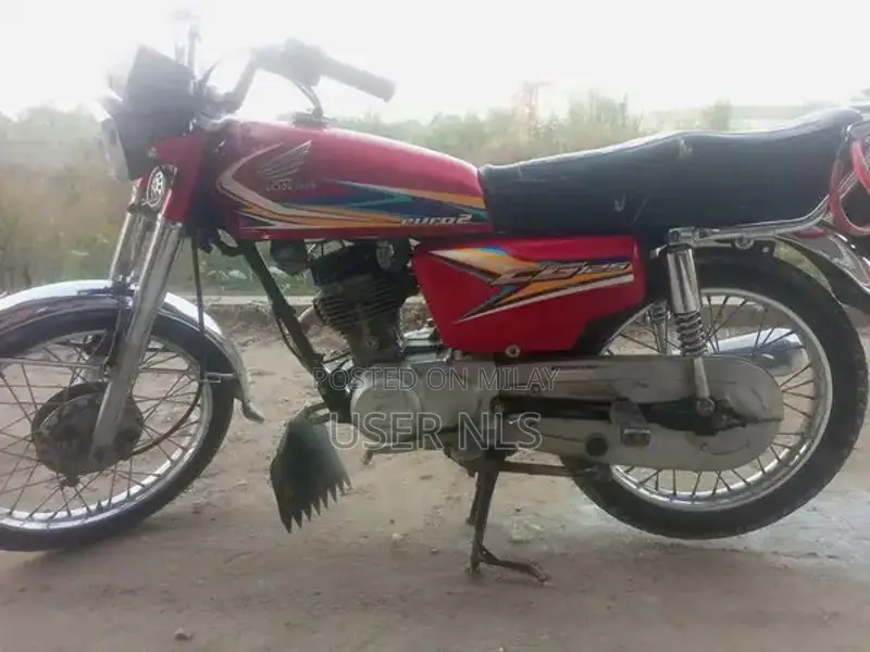 Honda CG 125 Motorcycle - 2019 Single Cylinder Bike