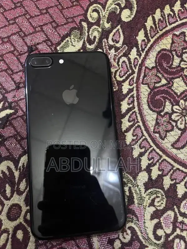 Apple Smartphone 7 Plus Touchscreen Mobile Device