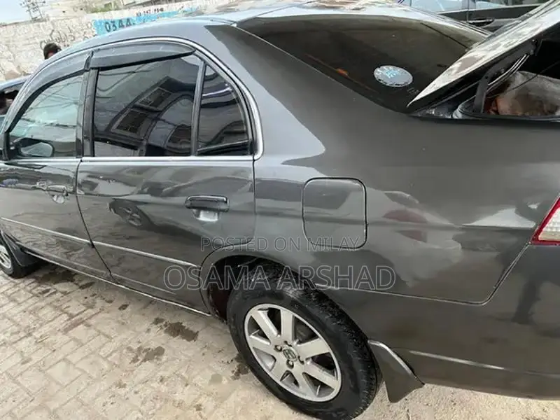 Honda Civic 2004 VTi 1.6 Manual Sedan
