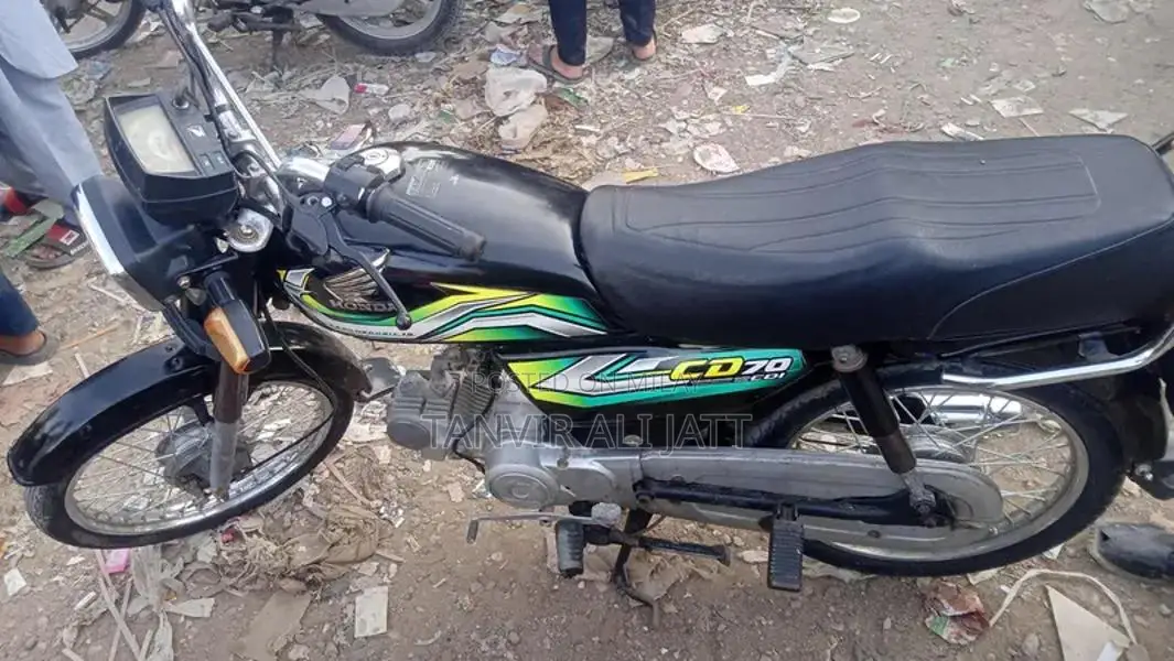 Honda CD 70 Motorcycle 2023 Model