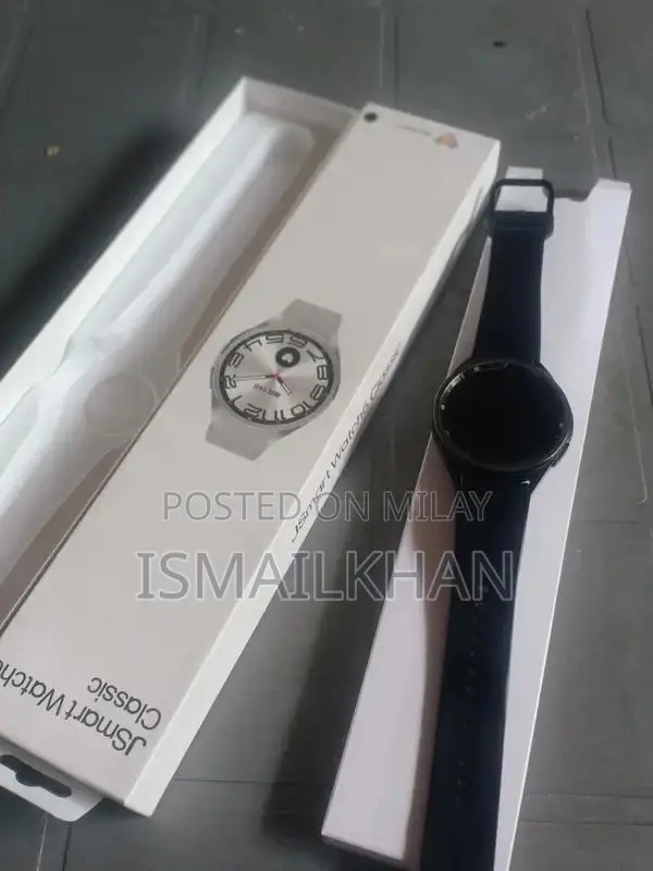 Smart Watch 6 Classic - Advanced Fitness Tracking Smartwatch