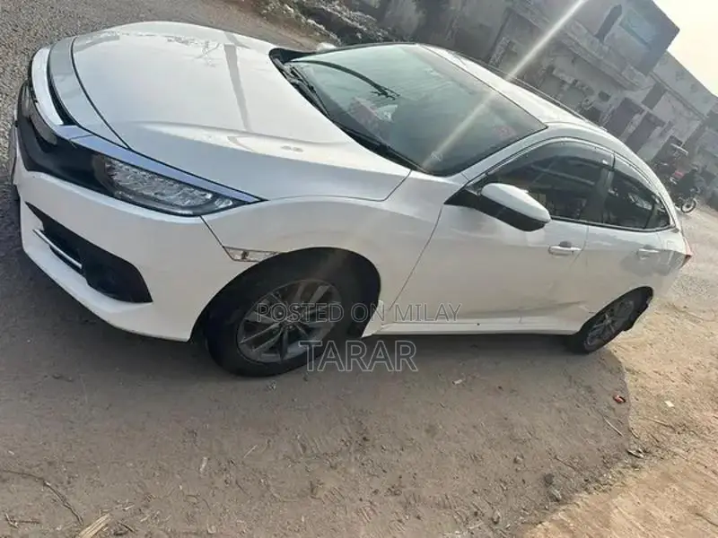 Honda Sedan Reliable Family Car with Excellent Fuel Efficiency