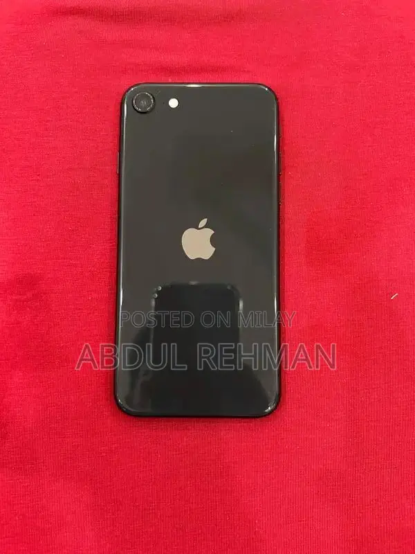 Apple iPhone SE 2 128GB Dual SIM Smartphone